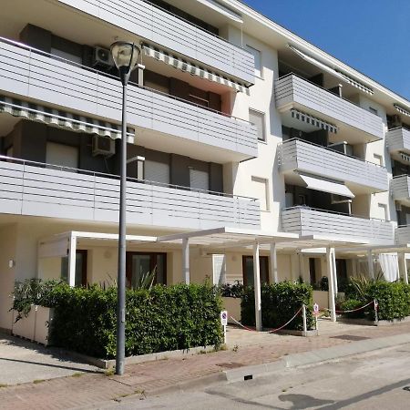 Condominio Diana Est- Gemini Bibione Esterno foto