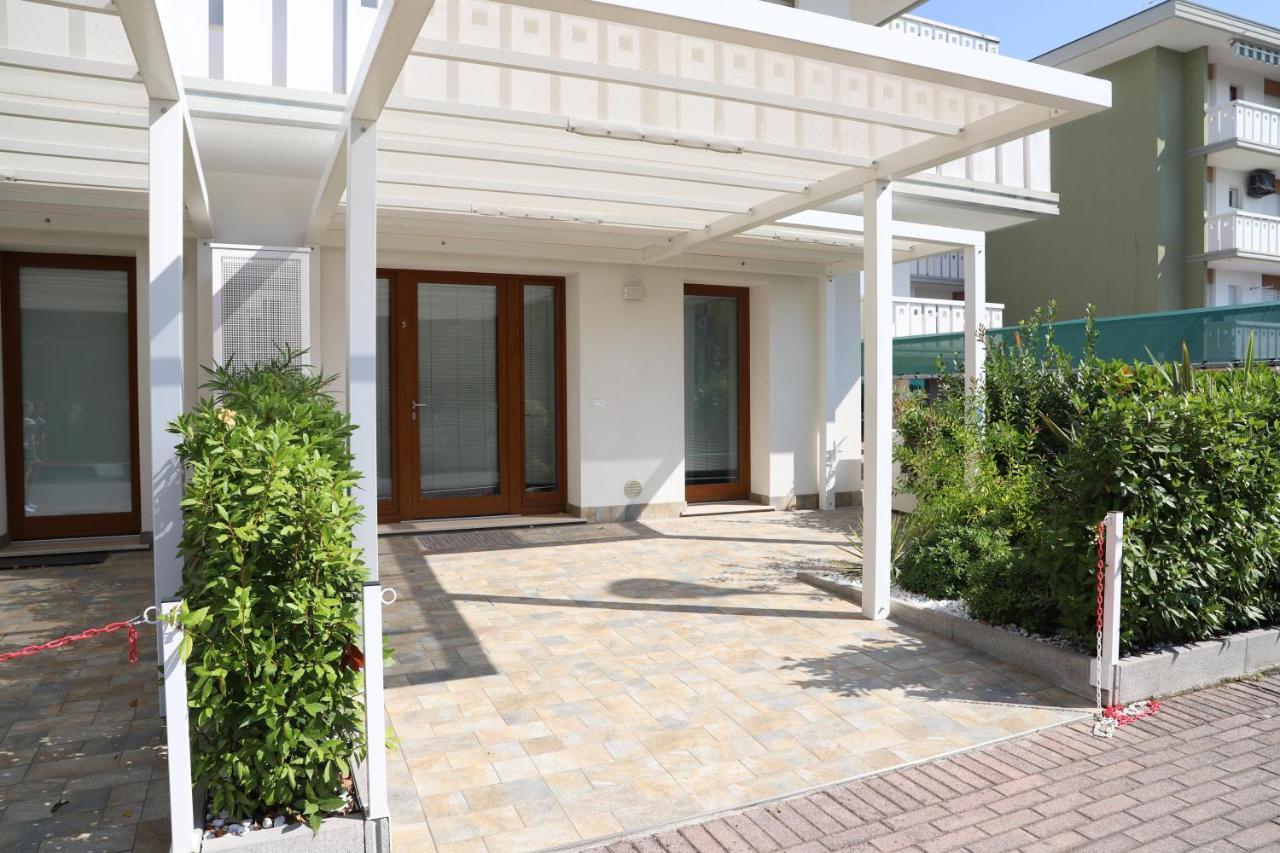 Condominio Diana Est- Gemini Bibione Esterno foto